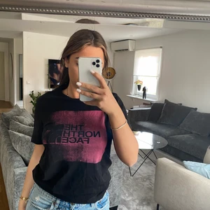 T shirt från the north face - Bra skick storlek xs