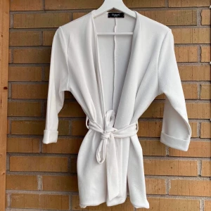 Vit blazer  - Storlek M
