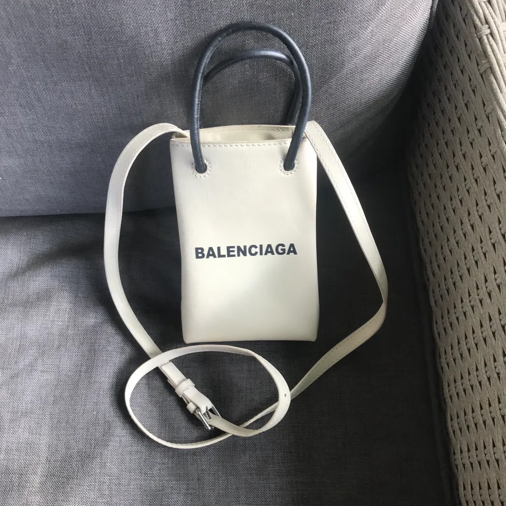 Balenciaga mini  äkta läder, aaaa++++ av bästa kvalitet EJ Äkta! gott skick . Väskor.