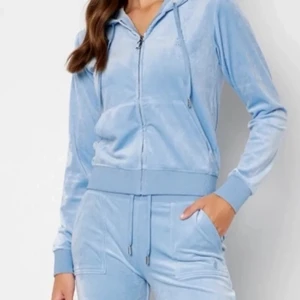 Juciy contoure - Har knappt använt setet så mycket❤️  500 kr 💕 storlek XS💕