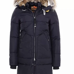 Parajumper - Säljer nu min para jumper som jag använde en vinter, fint skick i strl xs.   Pris kan diskuteras vid snabb affär