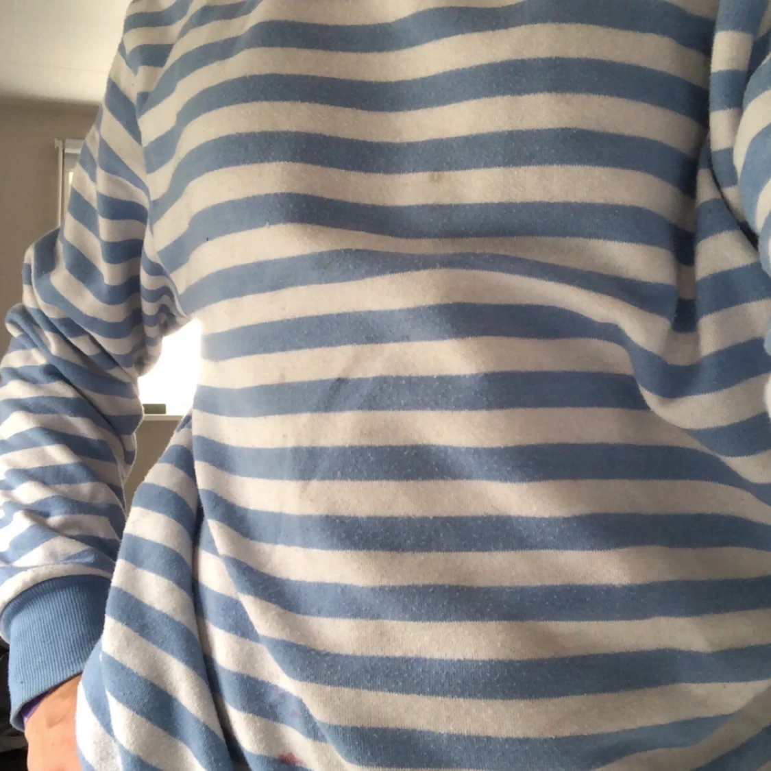 en jätte fin tröja från lefties<3 - 90