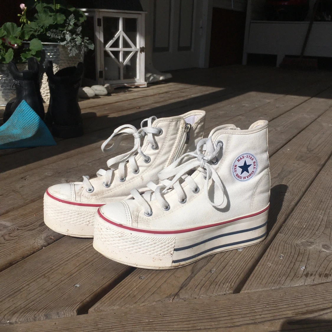 Platåskor från Max Star - 90