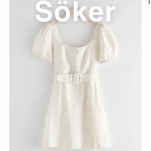 Söker  - Letar efter denhär klänningen i 38 om någon som har den vill sälja 🍓🍓
