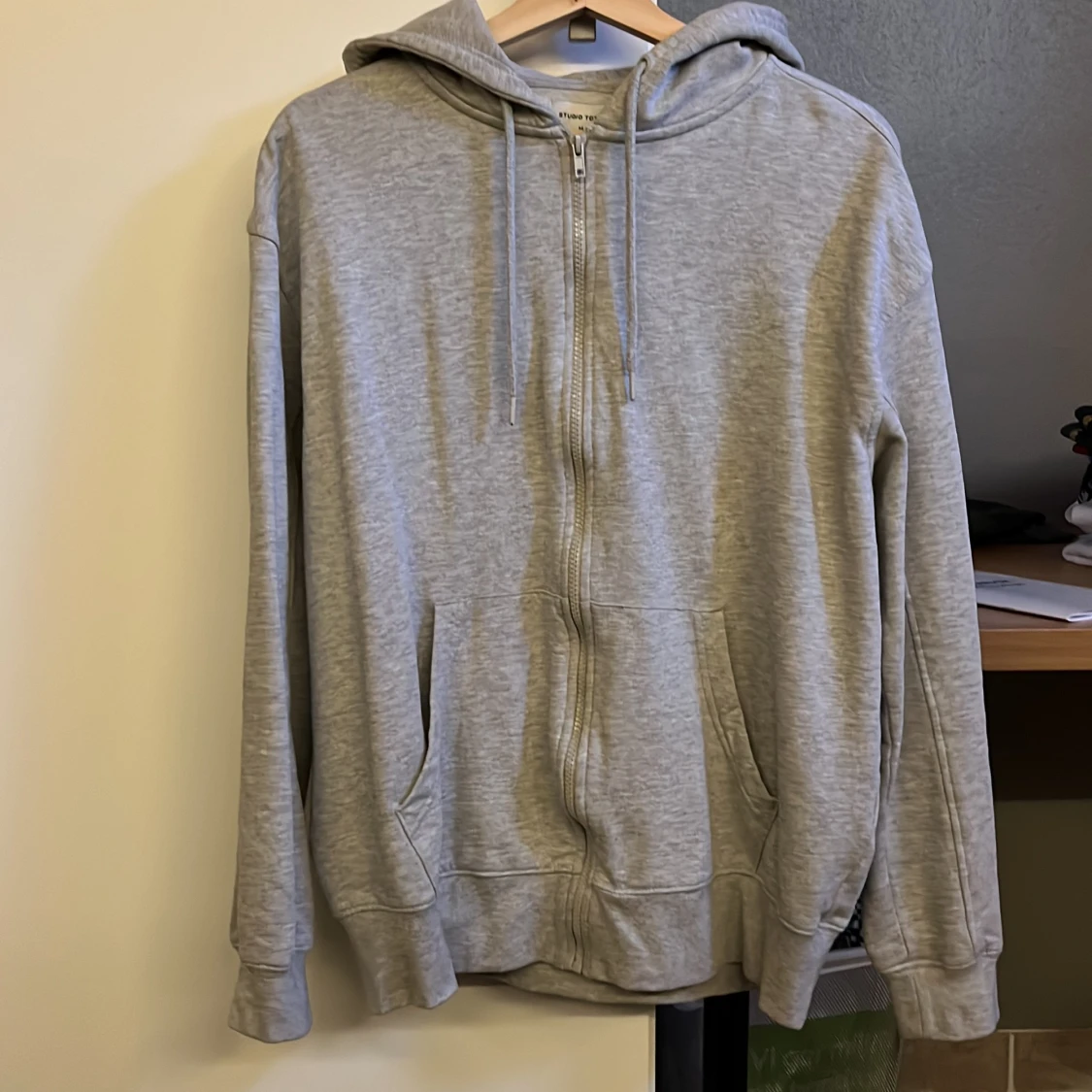 Studio total zip hoodie