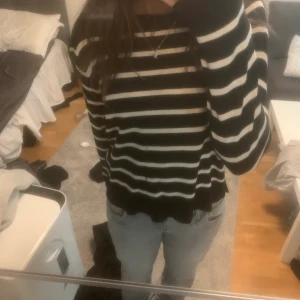 Zara tröja  - Randig tröja från zara som inte används längre👌🏻