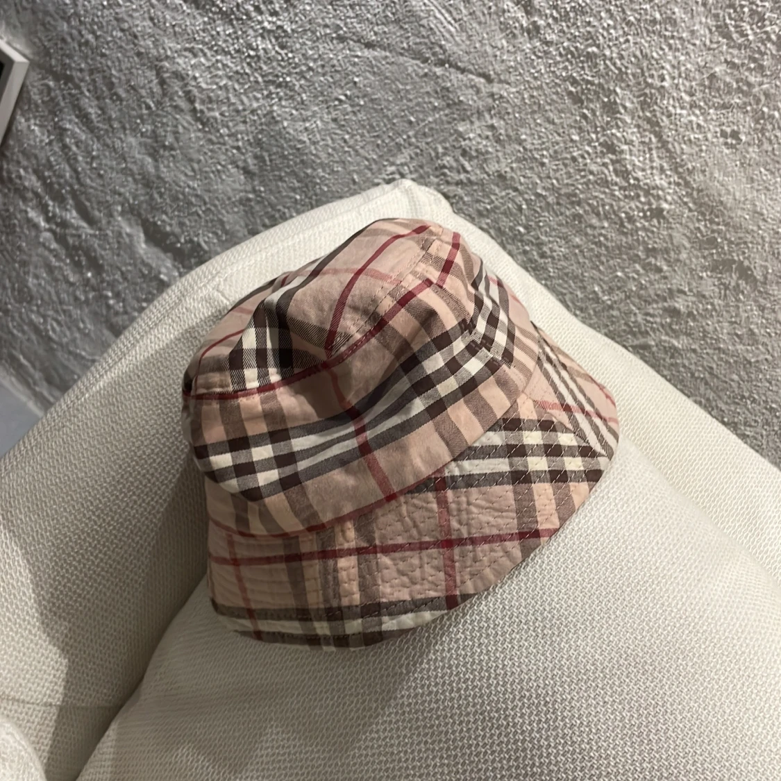 Burberry Bucket Hat  - 90