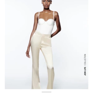 ZARA KORSETTBODY MED STRASS - Helt ny  fel storlek för mig✨🤍