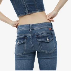 Jeans hm - Säljer dessa jeans från hm i strl 38. 