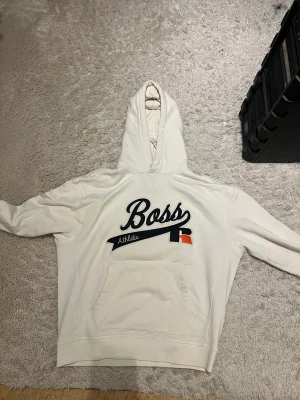 Beige Hugo boss dress storlek s - Nyskick