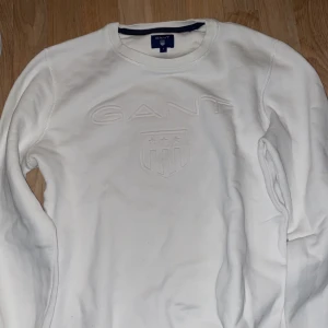 Gant sweatshirt! - Gant sweatshirt säljer pga att jag bytat stil storlek S