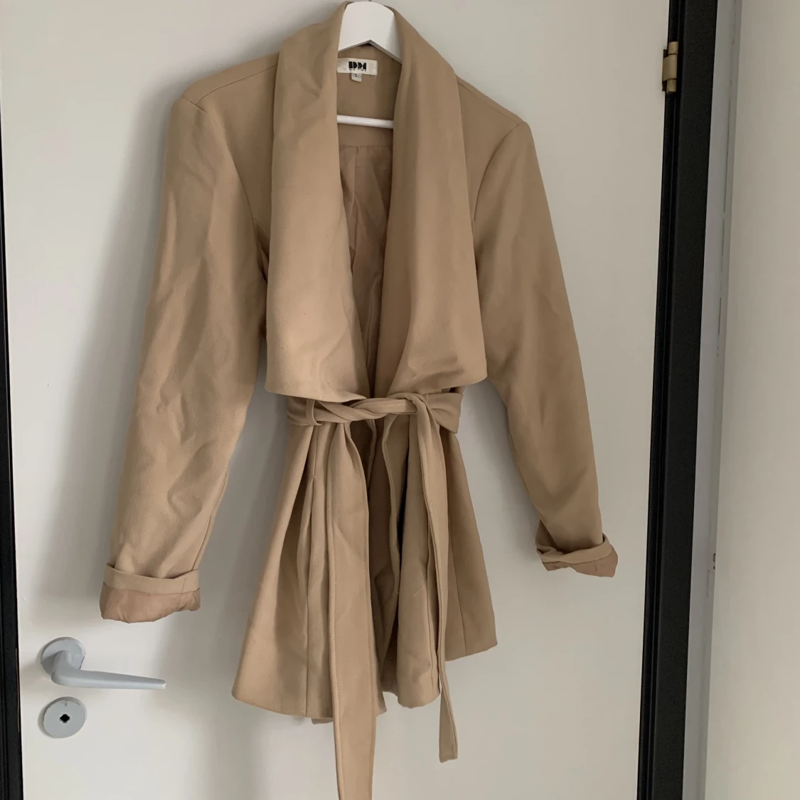 Beige trenchcoat  - 91