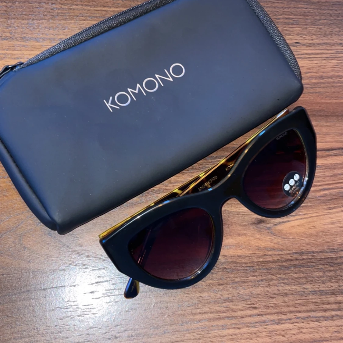 Komono solglasögon  - 90