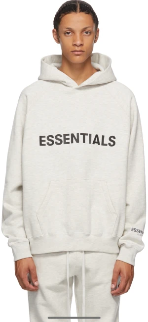 ESSENTIALS HOODIE - Fog essentials hoodie I nyskick Köpt på haiendo Size M