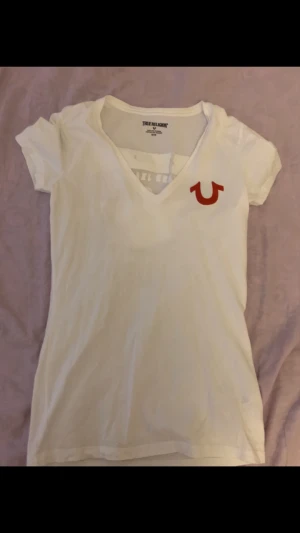 True religion tröja  - As snygg true religion tröja med ballt ruggtryck💘!