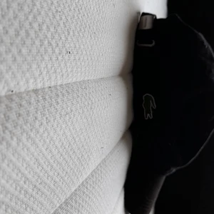 Lacoste keps - Lacoste keps (äkta) fint skick. One size. Kom privat för mer info 