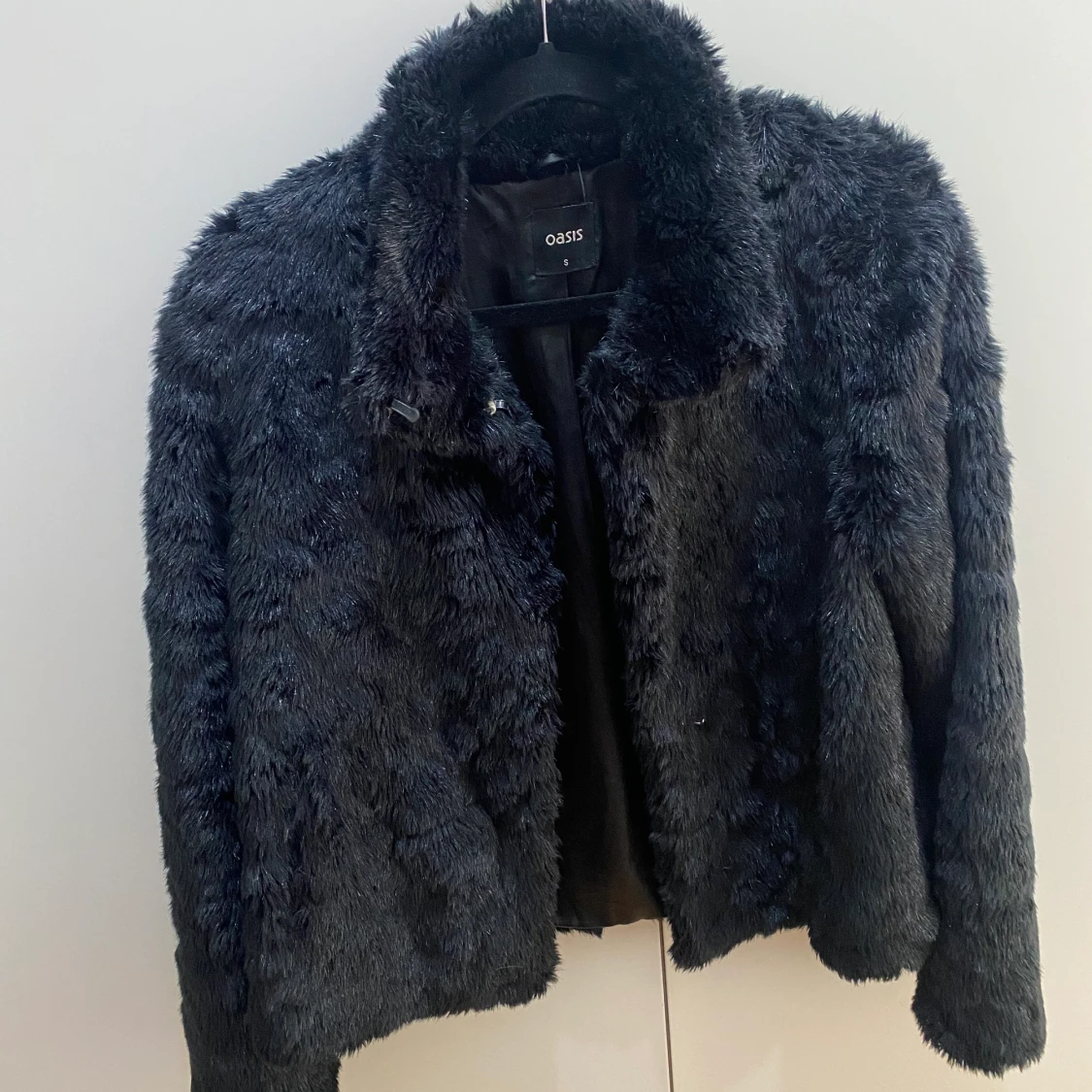 Jacka i fejkpäls - 90