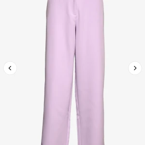 SÖKER kostymbyxor från Vila strl 34 - Söker dessa och endast i den lila färgen, storlek 34 