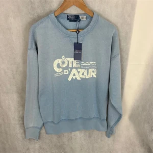 Ralph Lauren sweatshirt  - Helt ny och nästintill oanvänd! Säljs inte på Ralph Laurens hemsida längre, så väldigt sällsynt! Såklart äkta, originella lappar och tags medgörligt. Pris går att diskutera.