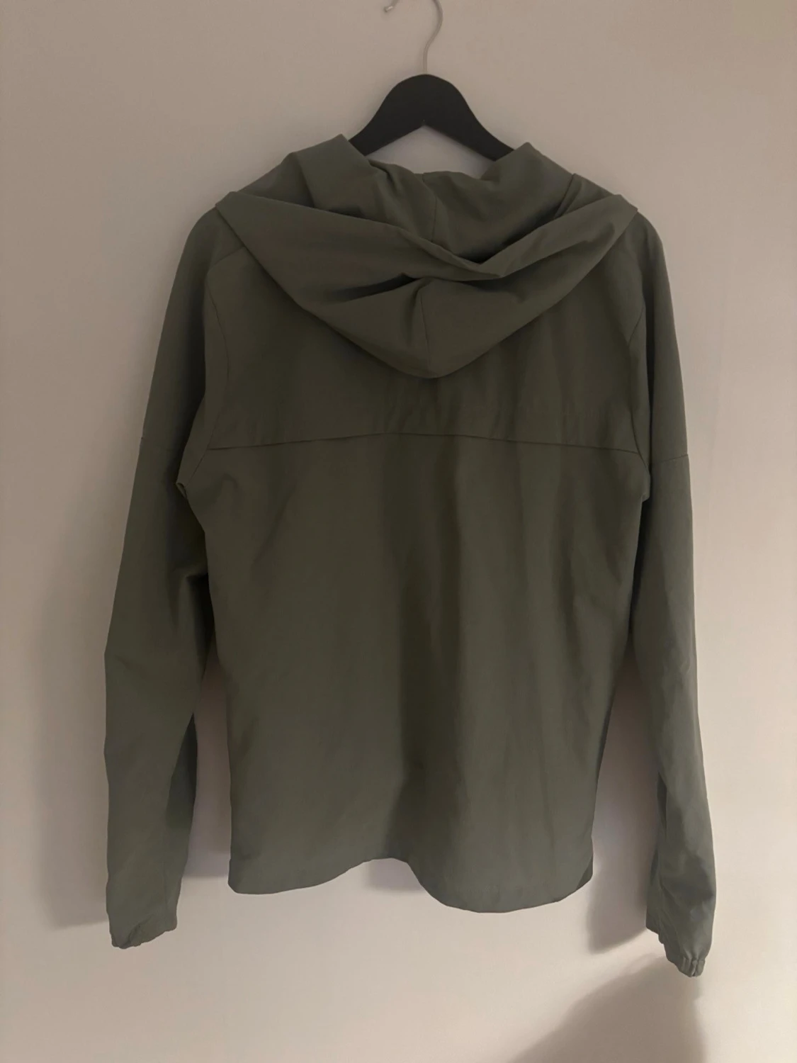 Windbreaker - 1