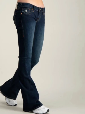 True religion jeans - Säljer dessa jeans då de ej kommer till användning. De köptes för ca 1300kr, och är i nytt skick. Pris går att diskutera! 🥰