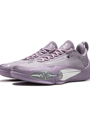 Wow all city 14 lavender  - Säljer helt nya aldrig använda way of wade all city 14 lavender då de va för stora och de kosta 500kr att skicka tillbaka dem så har aldrig använt dem.