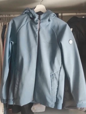Sail racing jacka  - Säljer min sail racing jacka Storlek XS kan passa S för att jag vill spara pengar 
