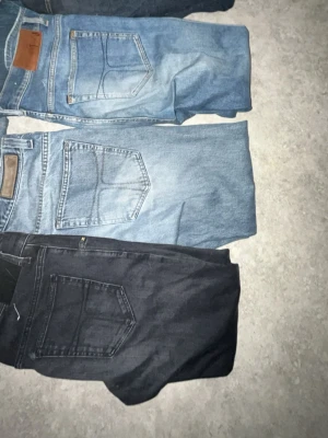 tiger of sweden bulk  - säljer 4 st par tiger of sweden jeans, perfekt till dig som vill ha bättre stil eller resella. svin bra pris först till kvarn 