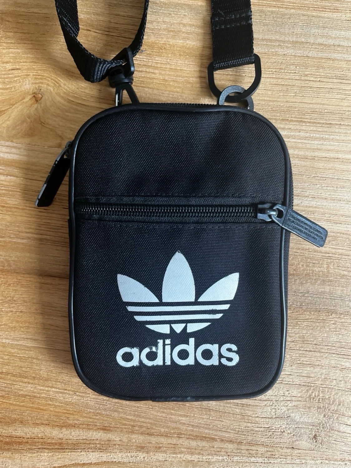 Svart axelväska från Adidas - 1