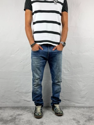 Replay jeans  - Ett par riktigt snygga jeans från Replay i storlek W31 L30 i modellen Anbbas 