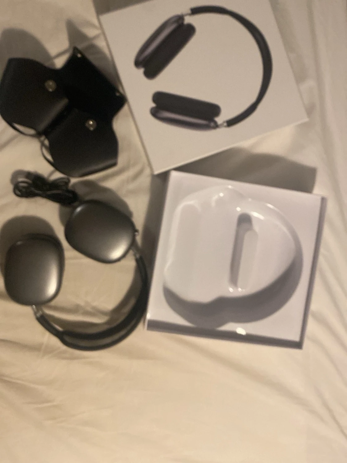 Svarta over-ear hörlurar Max - 3