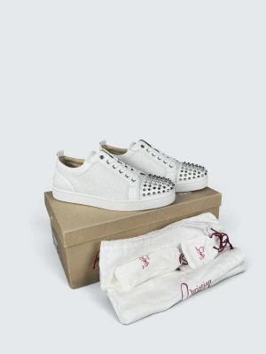 Christian Louboutin Sneakers - Skick: 9,5/10, som nya. | Ingår: Skor, box, dustbags och extraspikar. 