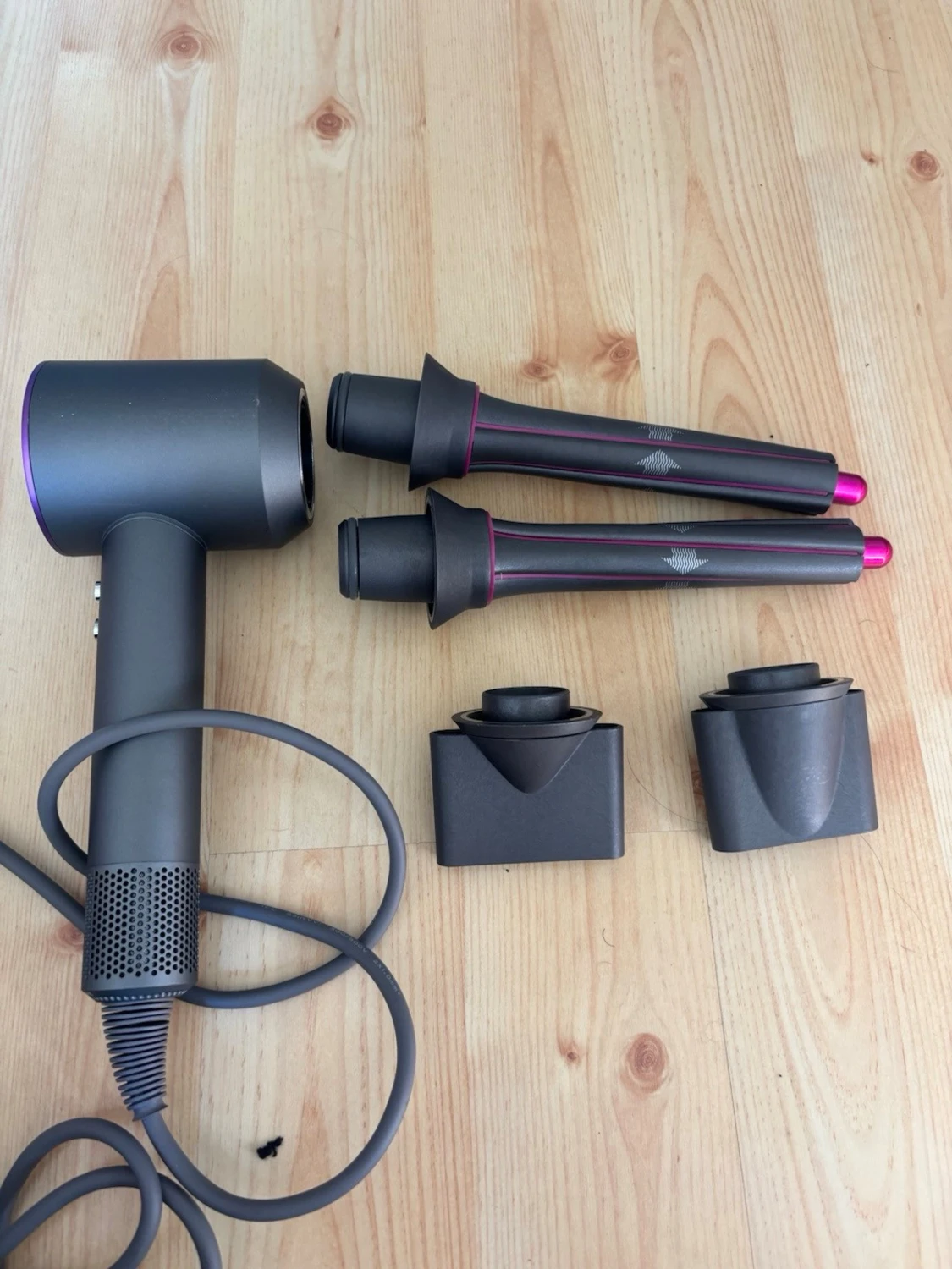 Dyson  - 2