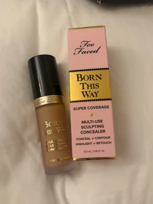 Too faced born this way concealer natural beige - färg: natural beige , ny