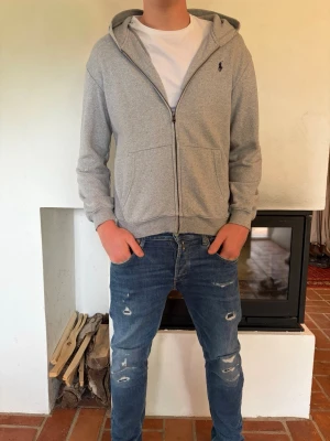 Ralph lauren hoodie  - Bra skick  storlek S