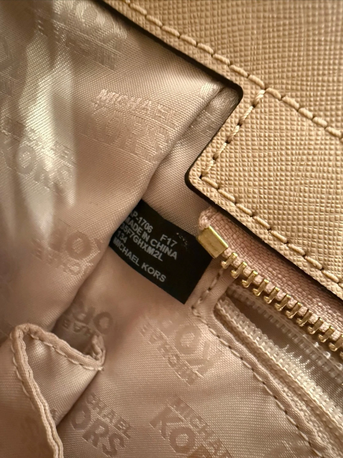 Michael Kors Hamilton Axelremsväska  - 94