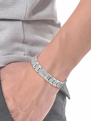Armband  - Sjukt snyggt armband med aligator logga, fåtal kvar i lager så först till kvarn! Helt nya endast 129kr! MVH 