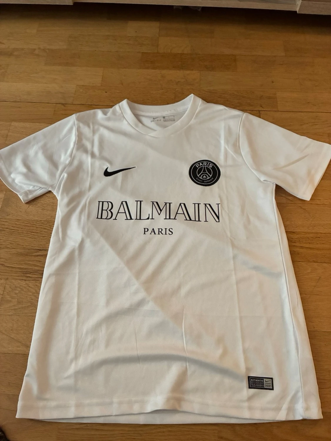 Vit PSG x Balmain t-shirt Nike S