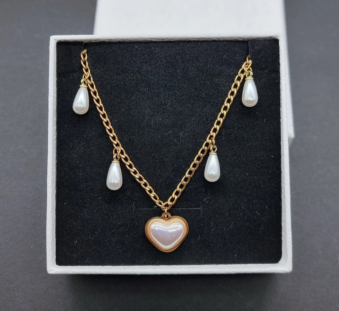 Stilfullt handgjort halsband  - 2