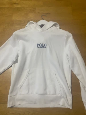 Ralph Lauren vit fin hoodie 🤍 - Vacker hoodie! Helt ny aldrig använt 