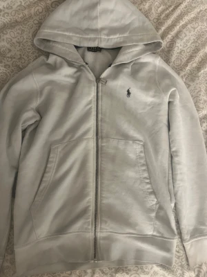 Raulph Louren  - Använd ett par gånger,