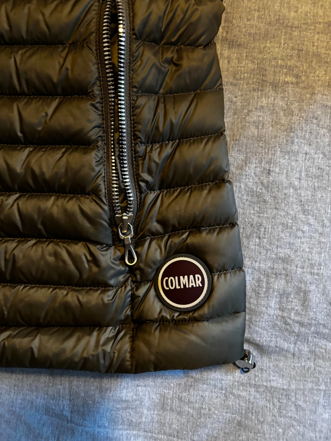 Mörkgrön dunväst från Colmar - 1