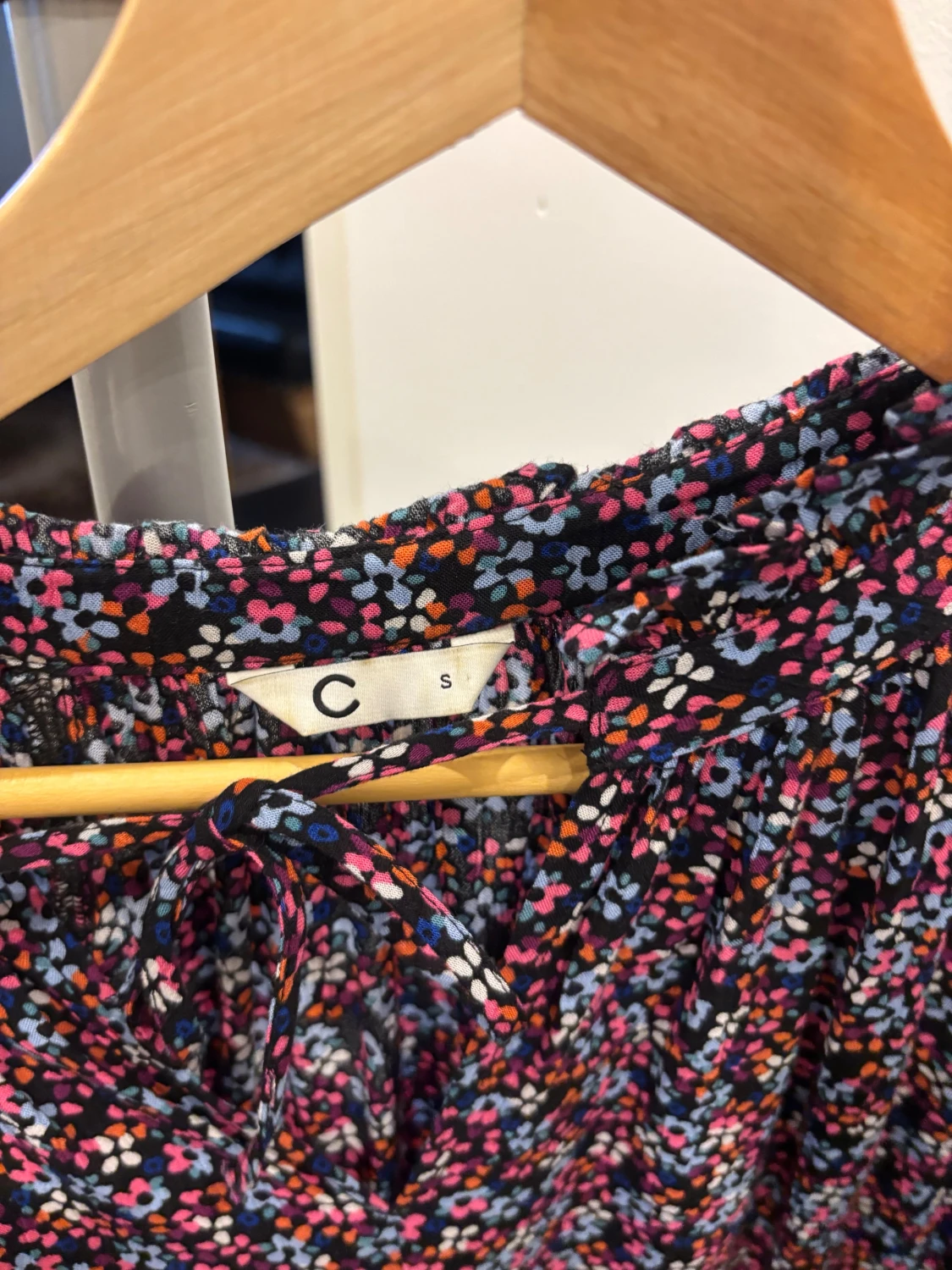 Blommig somrig blus - 1