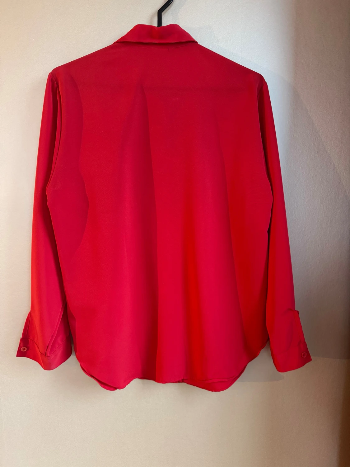 Härligt (jul)röd långärmad skjorta - 3