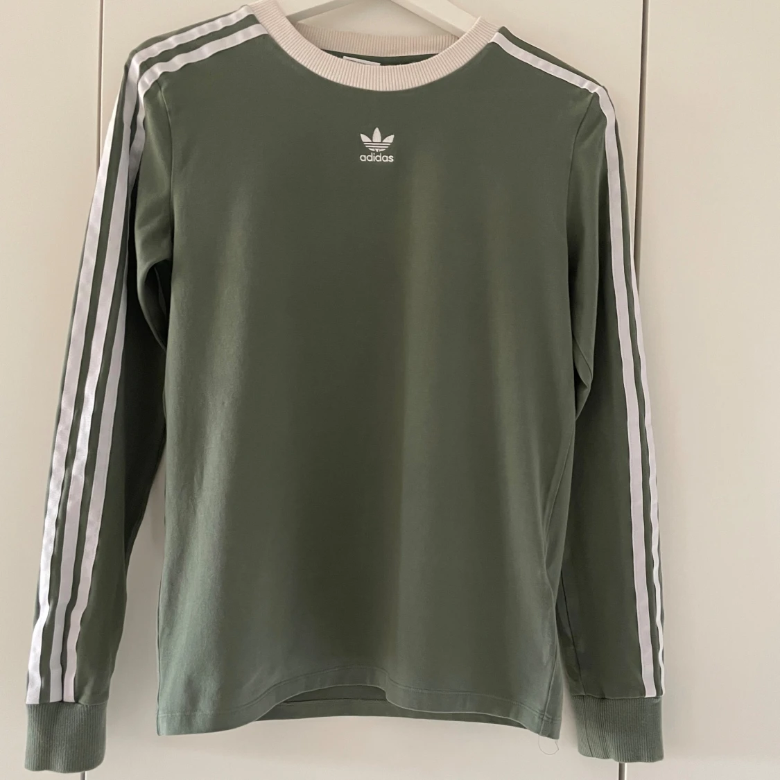 Adidas tröja