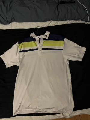 Footjoy golfpiké storlek M - Footjoy piké storlek M i jättebra skick