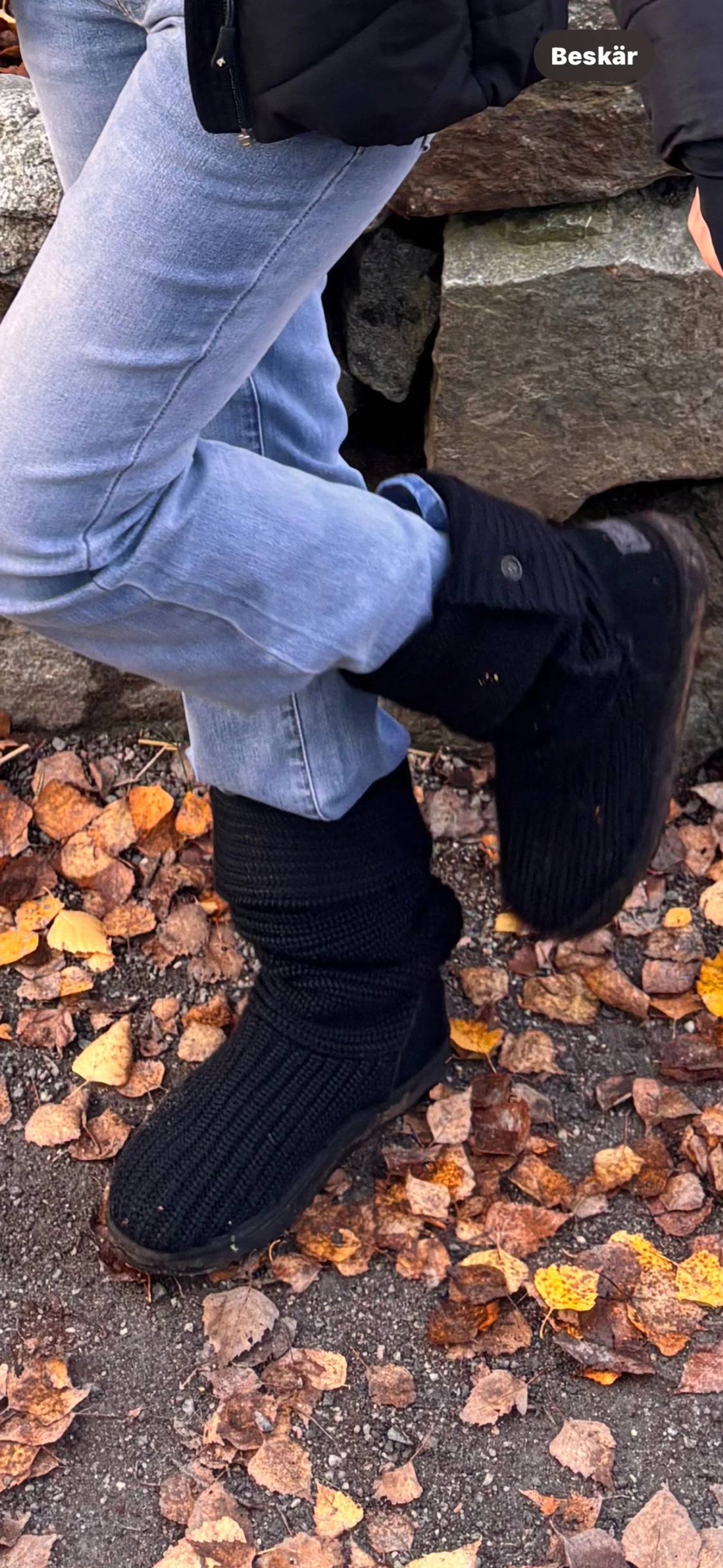 Svarta stickade uggs boots