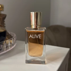 Hugo Boss Alive parfym - Alive parfym från Hugo Boss i 30 ml. 💞