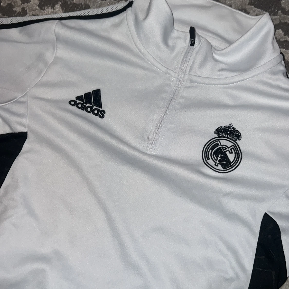 Vit Adidas Real Madrid tracksuit - 2