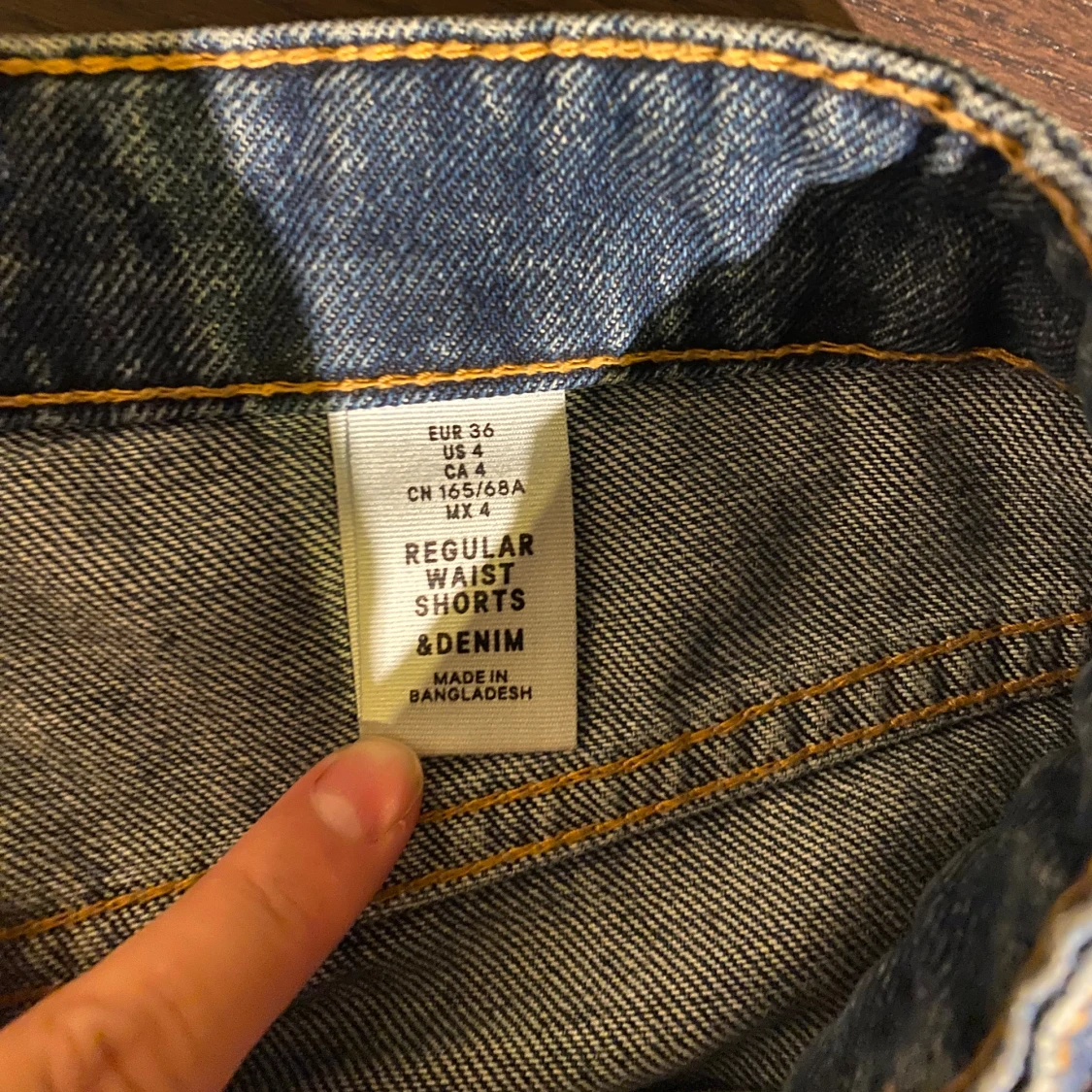 Regular waist shorts  - 2